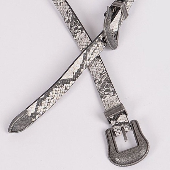 Moonlight Trails Snakeskin Belt - Picture 3 of 5